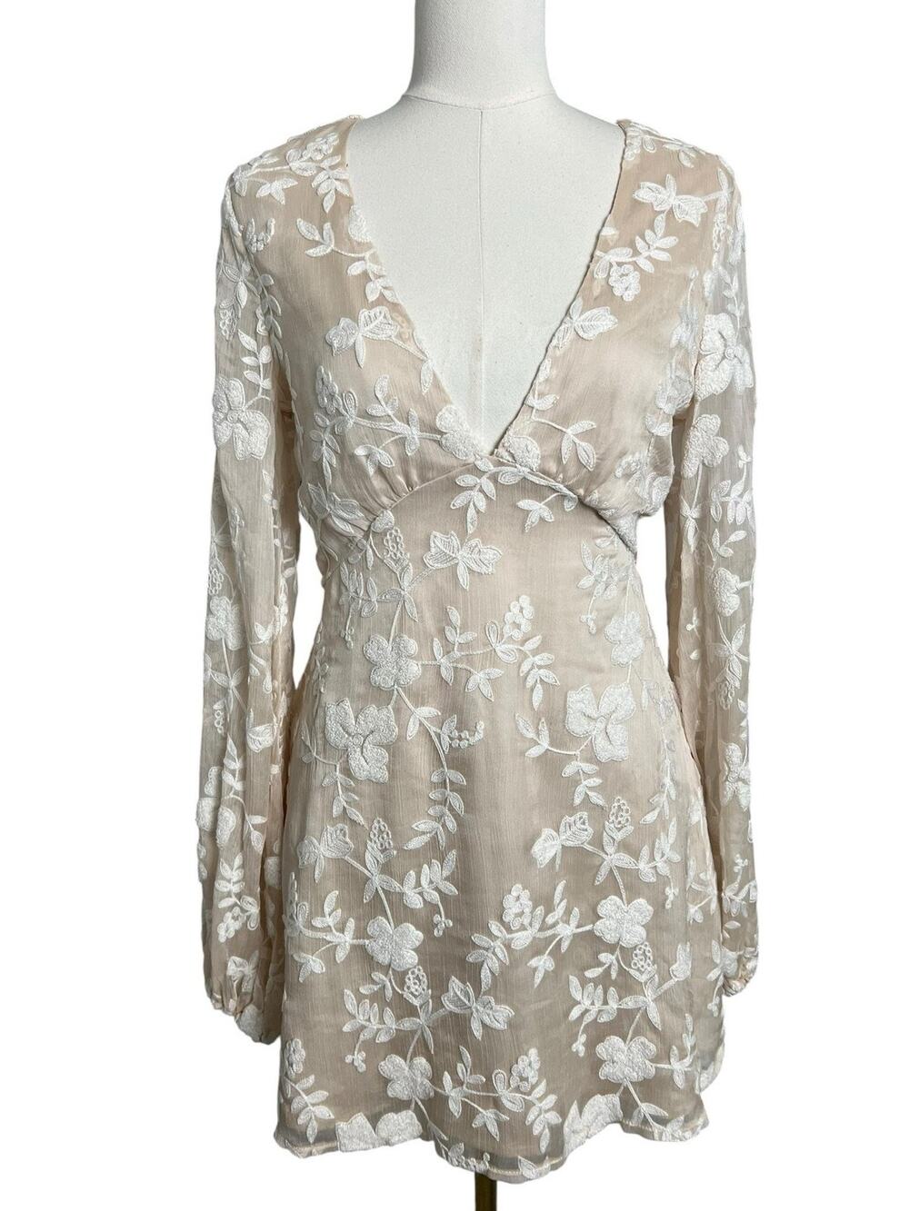 Tularosa Embroidered Mini Dress Womens Small Beige Floral Chiffon Boho Coquette